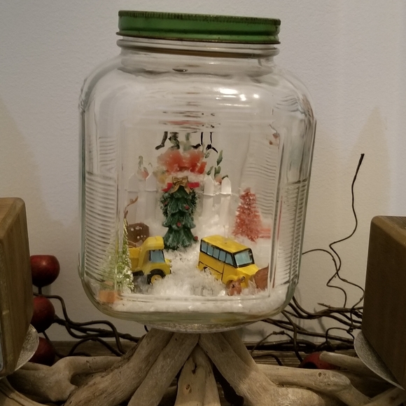 FINAL PRICE ⬇️ Hoosier Repurposed as Christmas